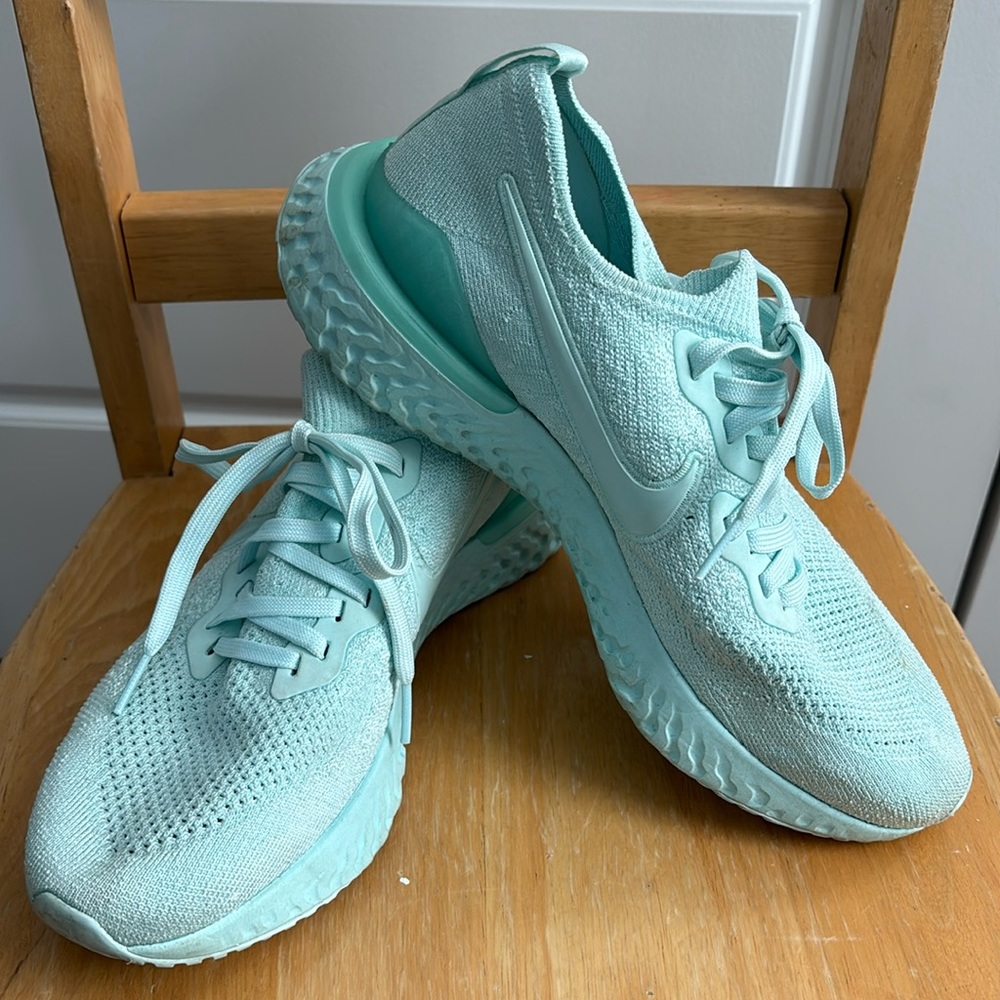 Nike Women’s Epic React Flyknit size 9.5